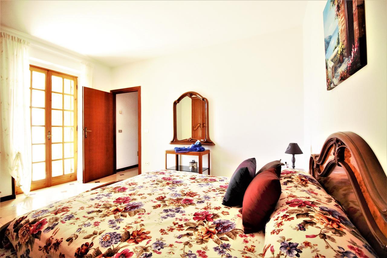 Holidaycasa Leone - Con Posto Auto A 200Mt Dal Mare Sperlonga Exterior foto