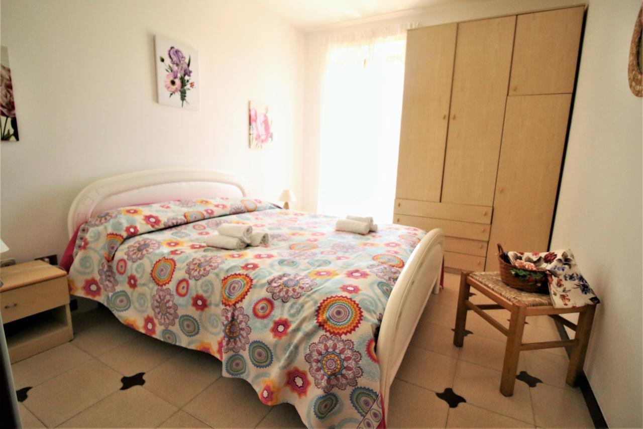 Holidaycasa Leone - Con Posto Auto A 200Mt Dal Mare Sperlonga Exterior foto