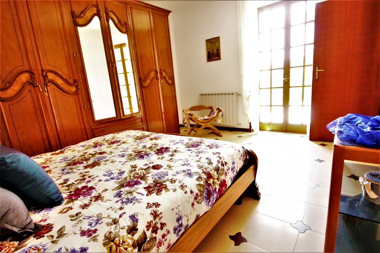 Holidaycasa Leone - Con Posto Auto A 200Mt Dal Mare Sperlonga Exterior foto