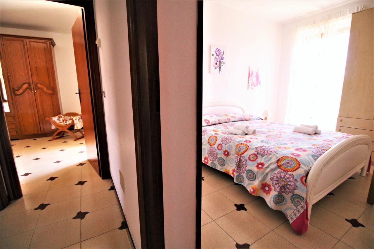 Holidaycasa Leone - Con Posto Auto A 200Mt Dal Mare Sperlonga Exterior foto
