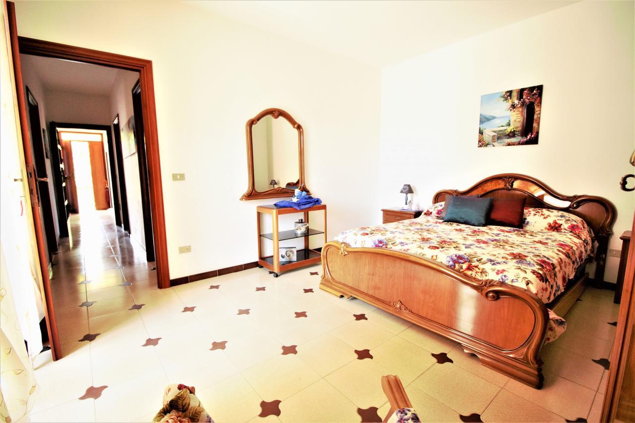 Holidaycasa Leone - Con Posto Auto A 200Mt Dal Mare Sperlonga Exterior foto